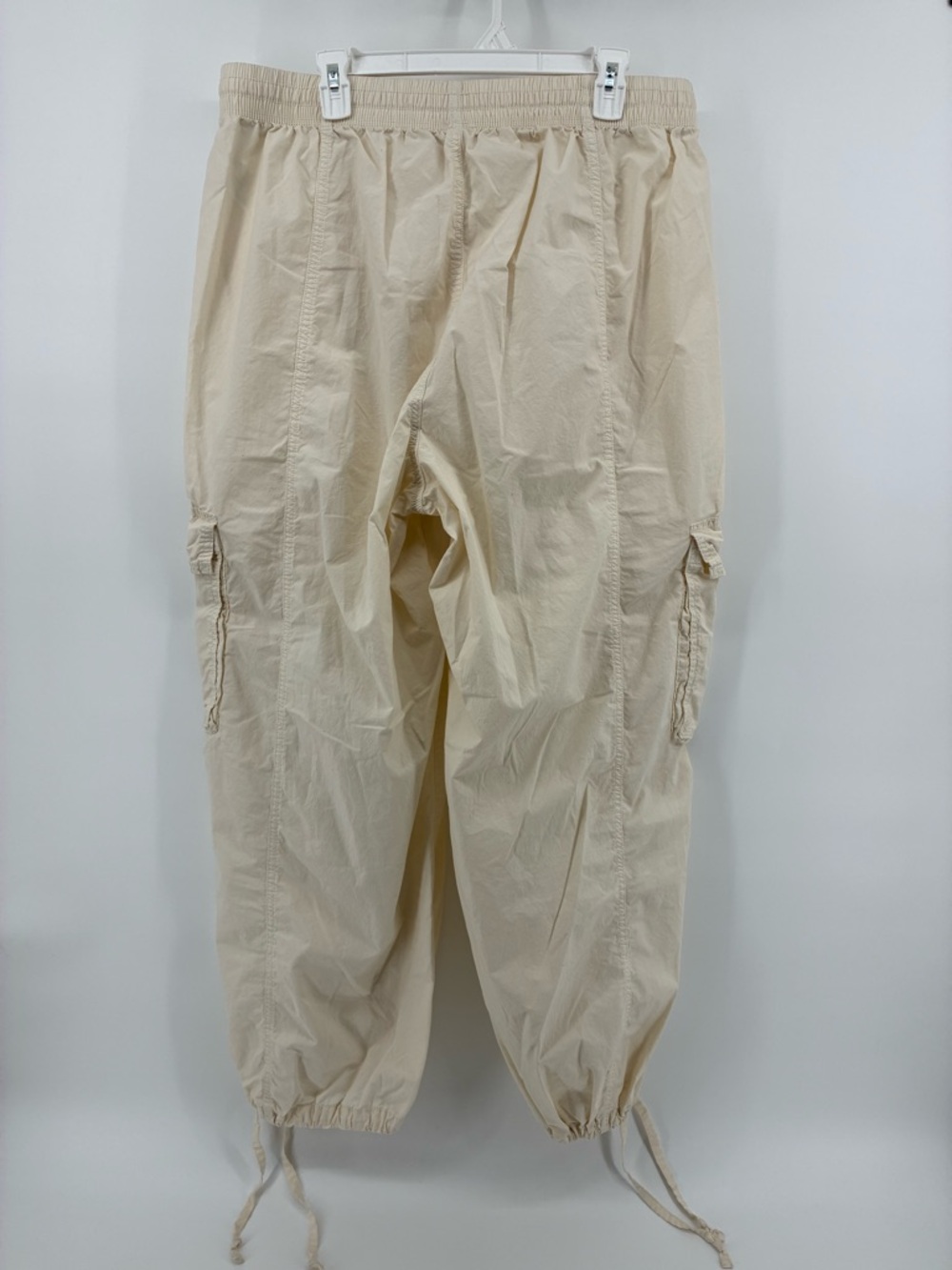 aerie Cream Wide-Leg Cargo Pants with Drawstring Waist - Picture 10 of 16
